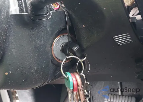 2004 Mitsubishi Outlander Xls z USA, uszkodzony, nr VIN JA4LZ41FX4U000643